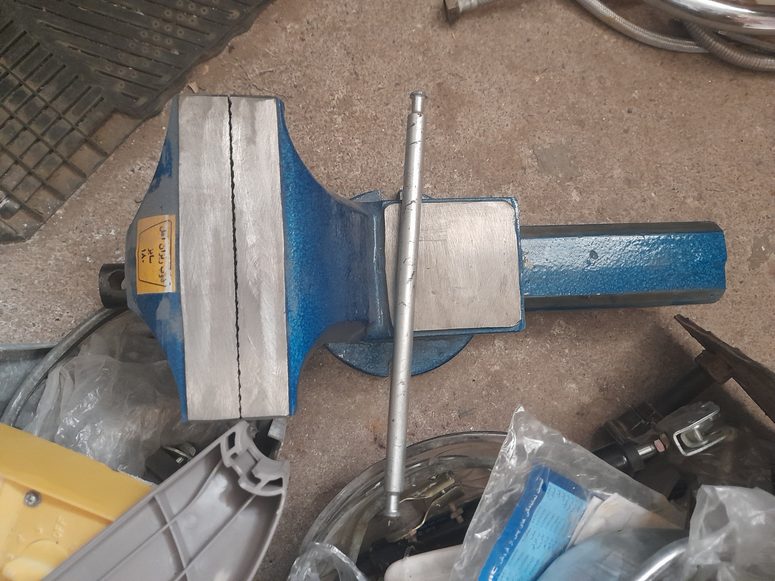 گیره رو میزی صنعتی