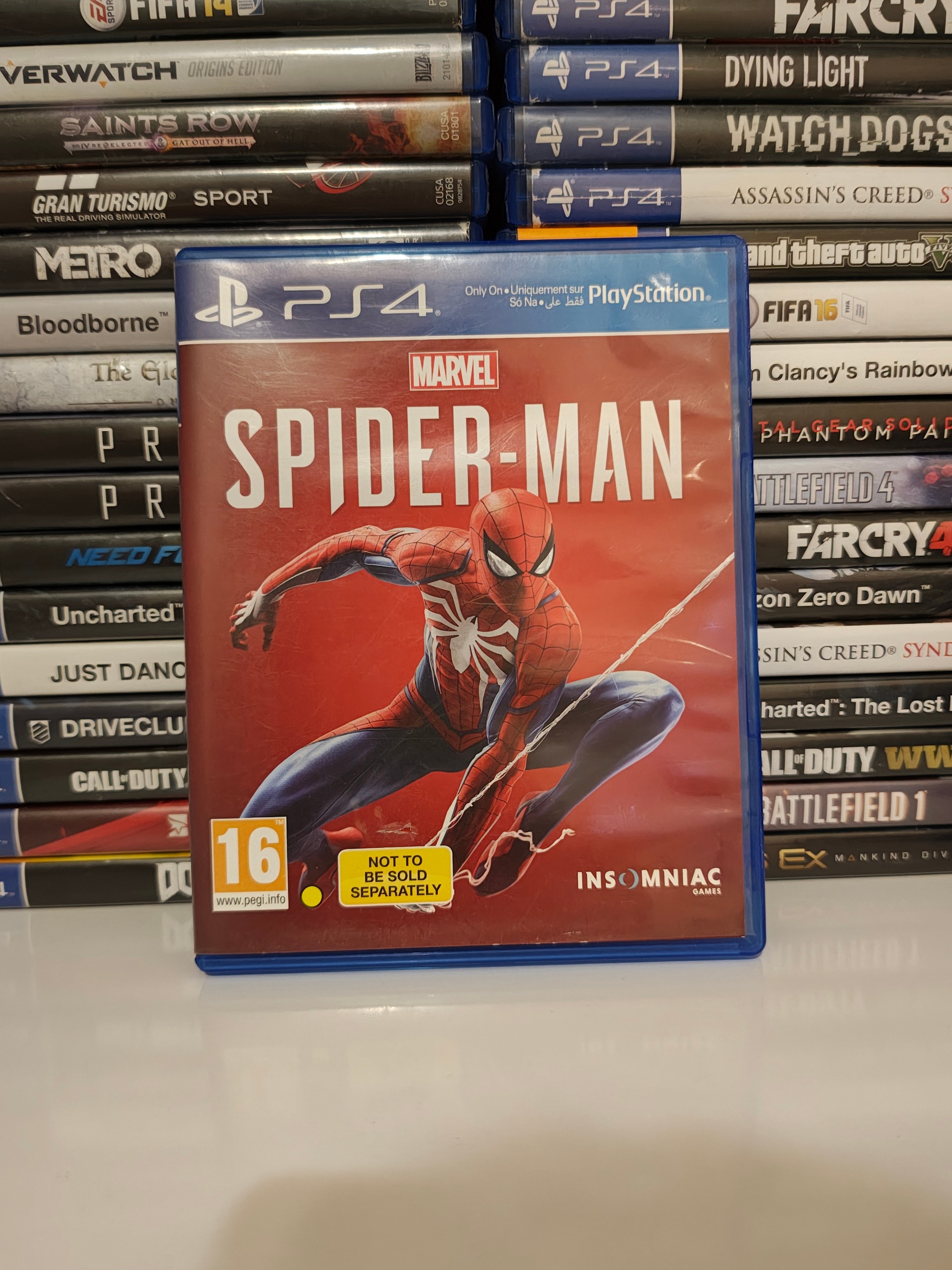 Spiderman marvel در حد آک