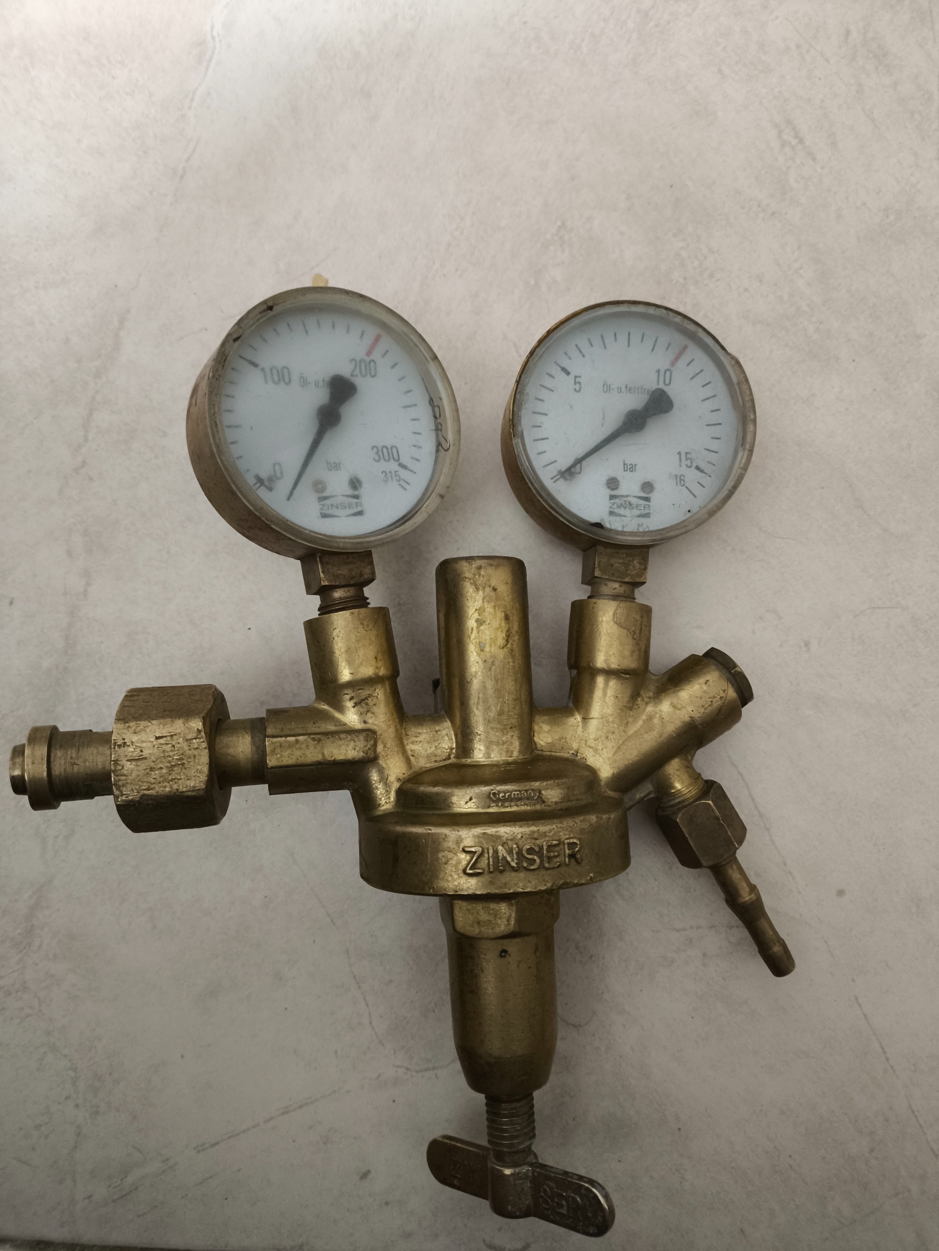 مانومتر زینسر اصلی ساخت آلمان