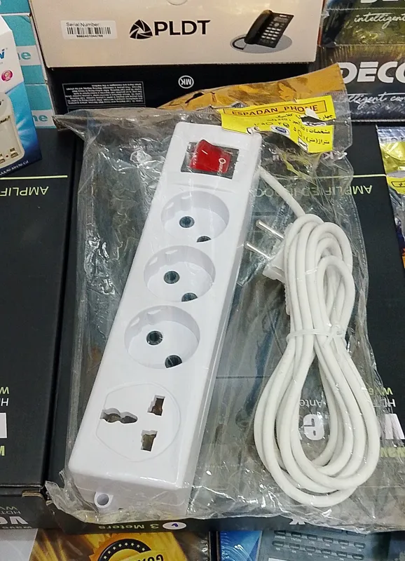 سیم سیار 4خروجی 3به 2 دار