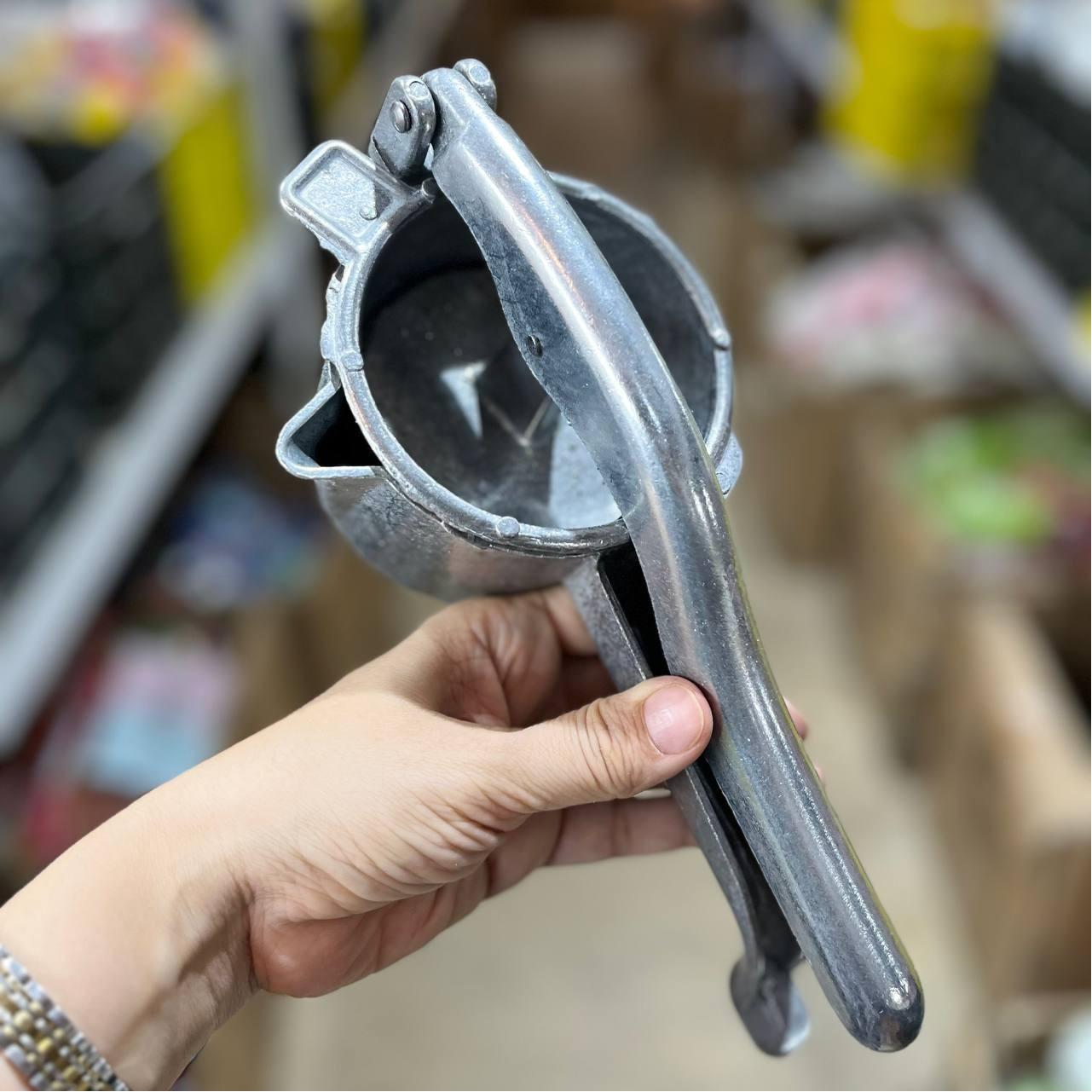 آب انار گیری دستی