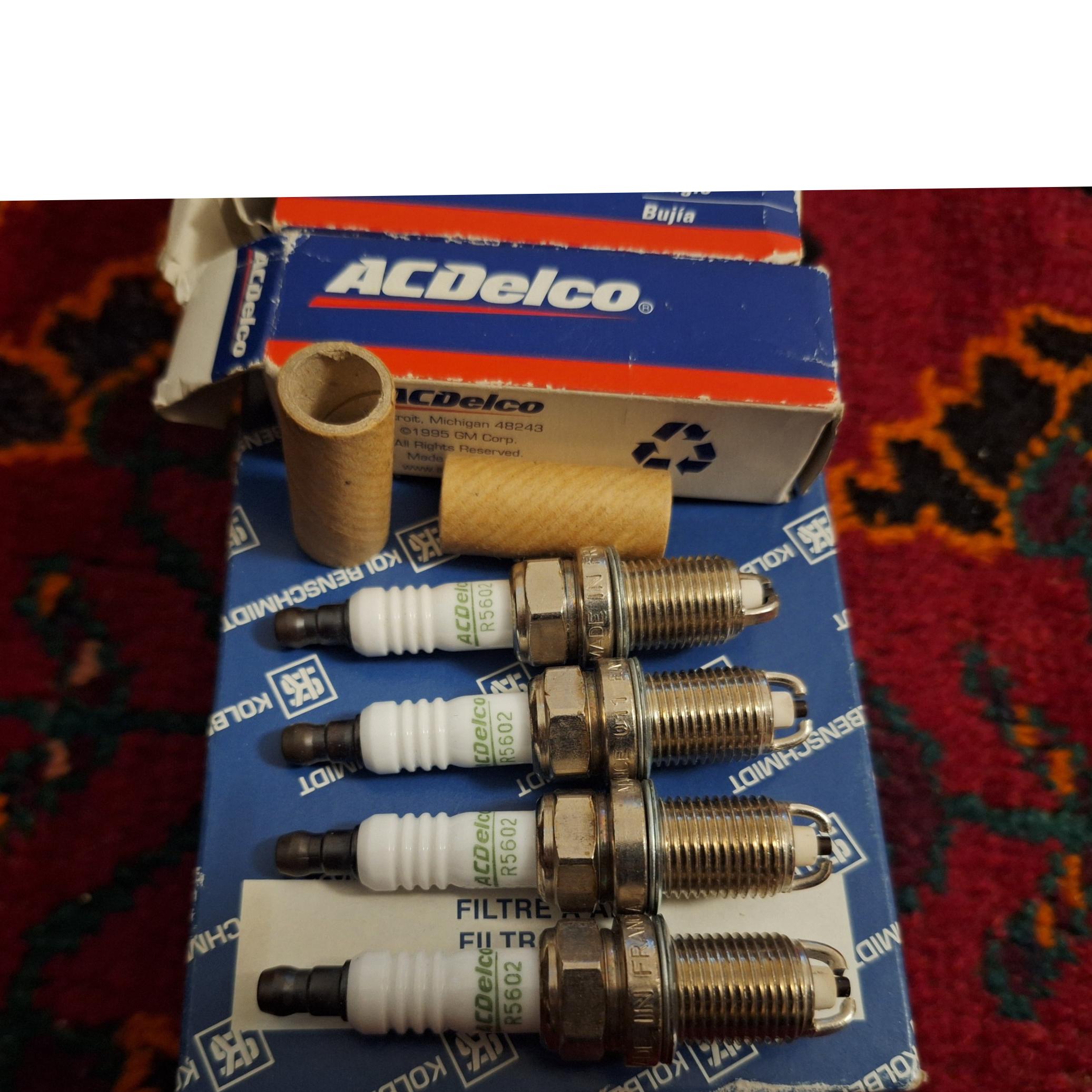 4 عدد شمع خودرو ACDelco ساخت فرانسه