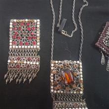گردنبندوسنجاق