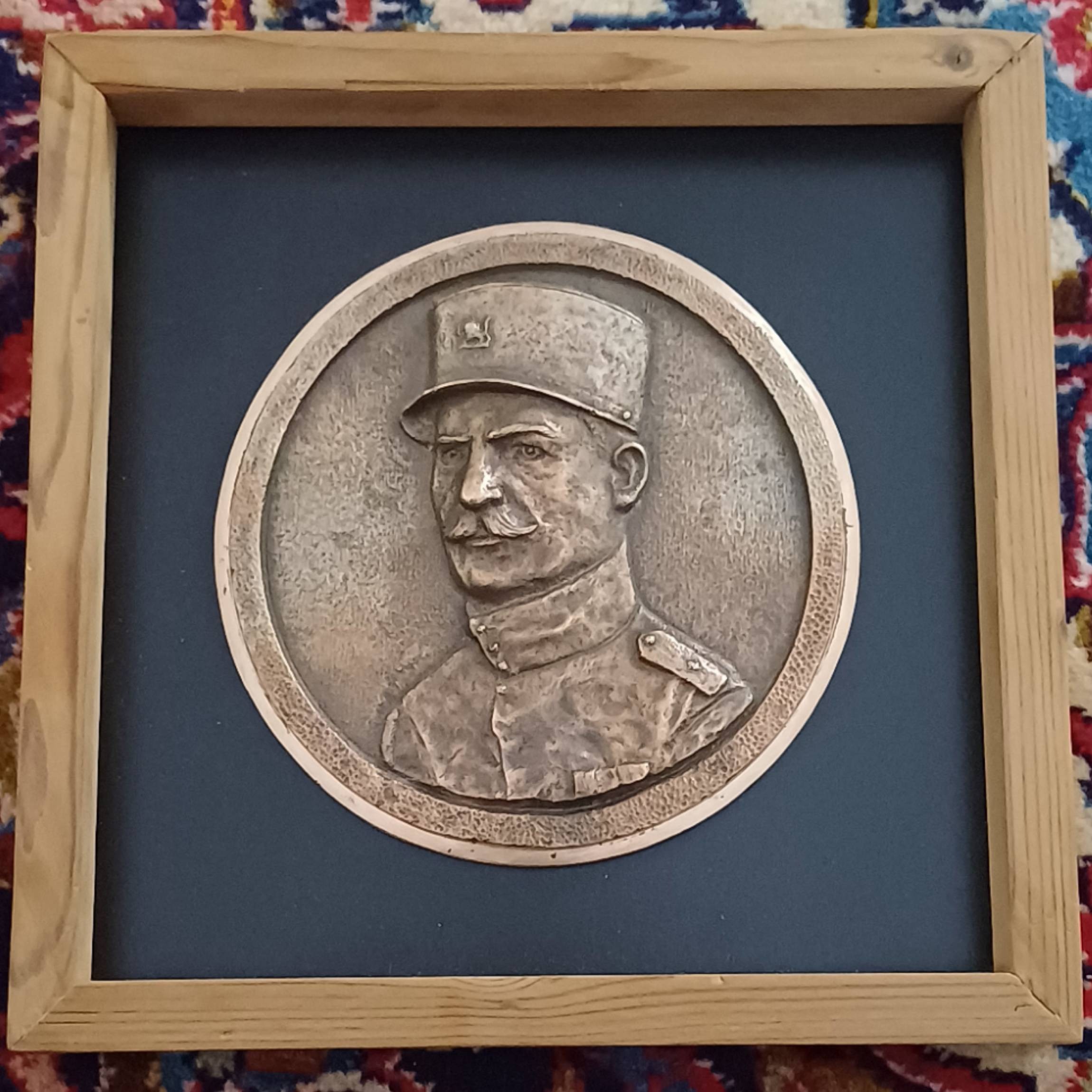 دیوارکوب برنزی مدل ad24