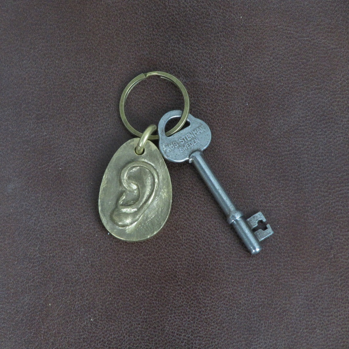جاکلیدی دستاز برنجی