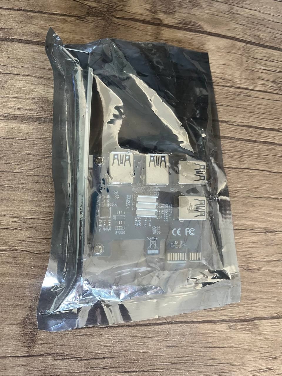 تبدیل 1 به 4 pci  کارت گرافیک