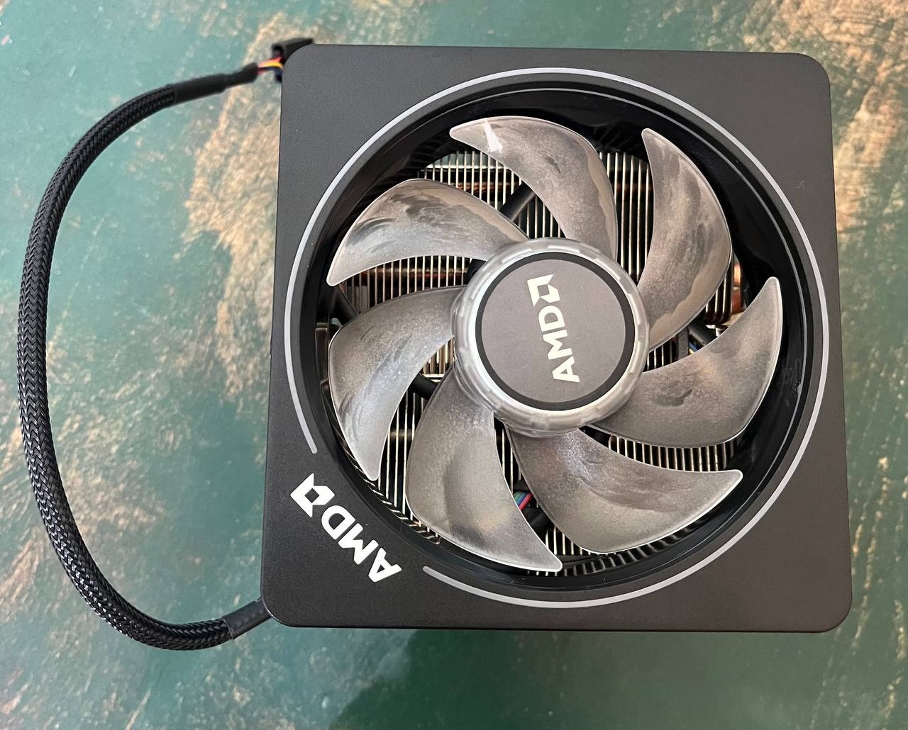 فن پردازنده AMD Wraith Prism Cooler