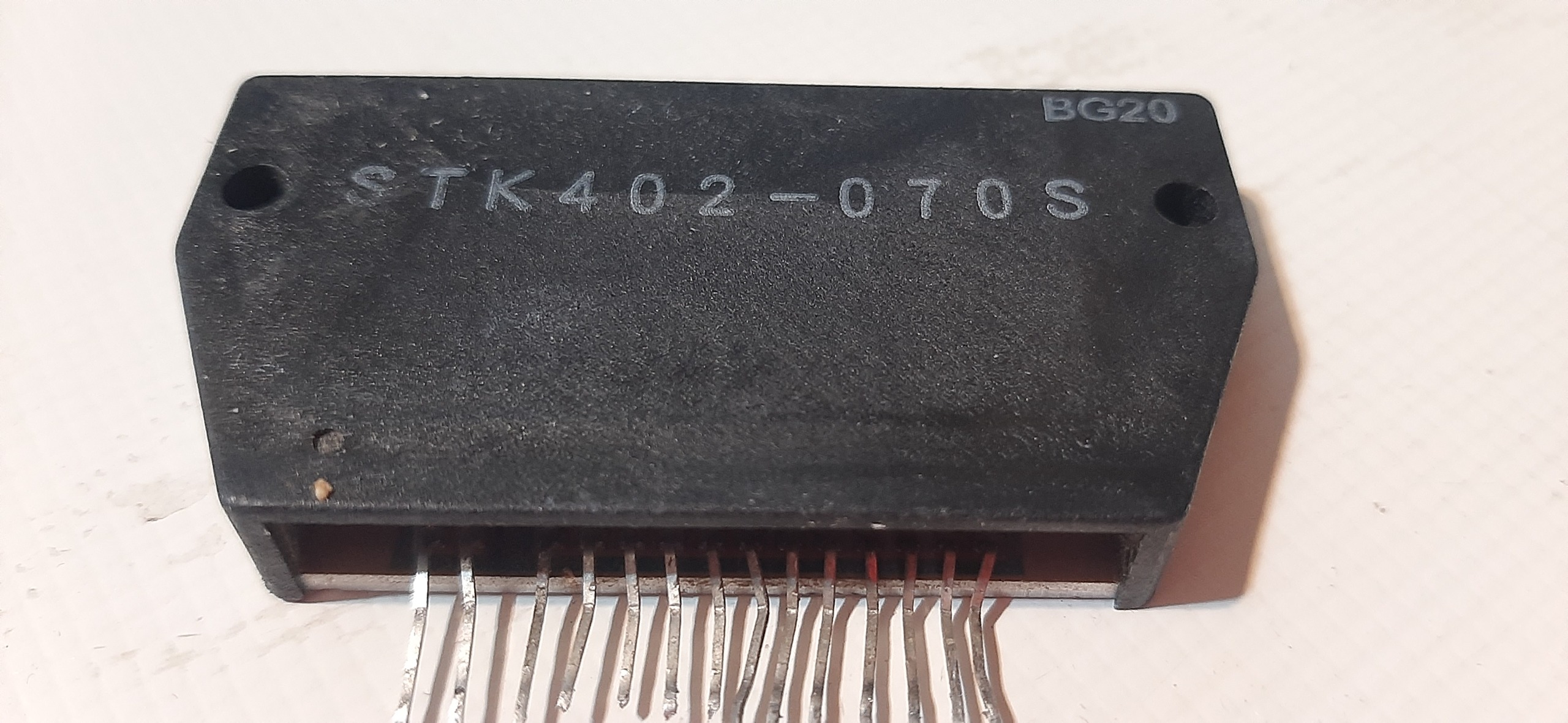 آی سی صوتی STK402
