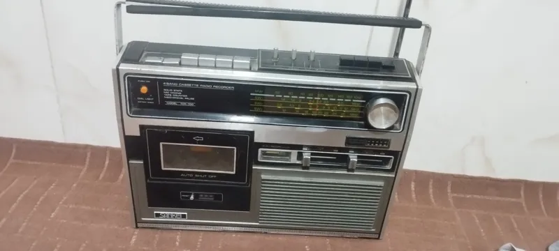 رادیو ضبط قدیمی Sankei