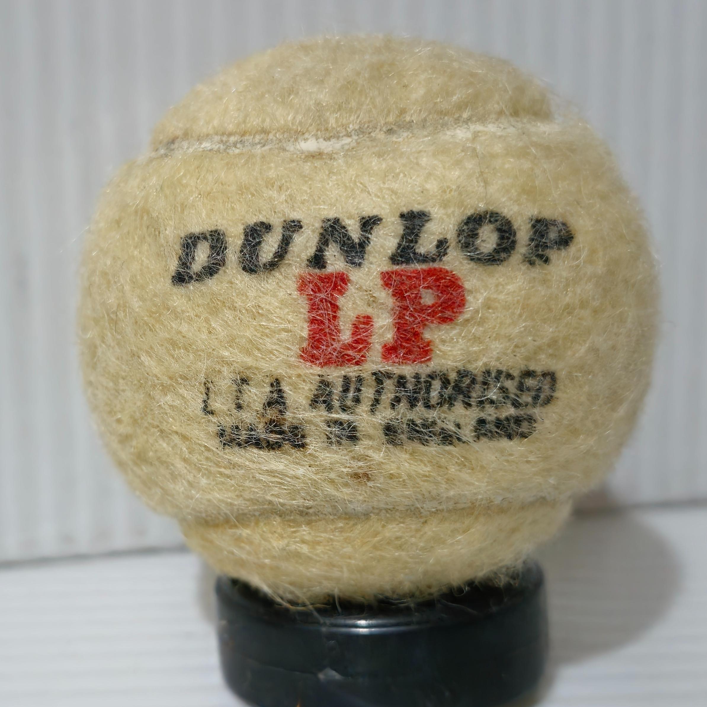 توپ تنیس دانلود DUNLOP ساخت انگلیس قدیمی