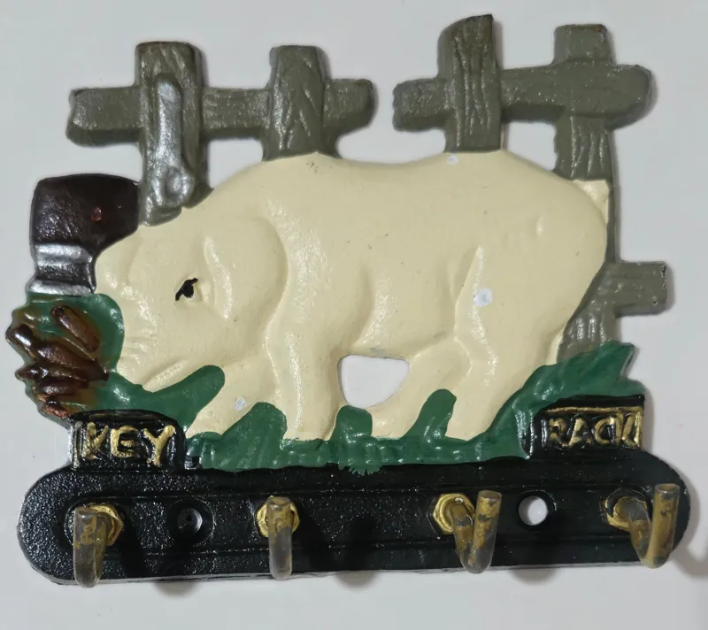 جاکلیدی دیواری خوک ساخت انگلیس دوره پهلوی