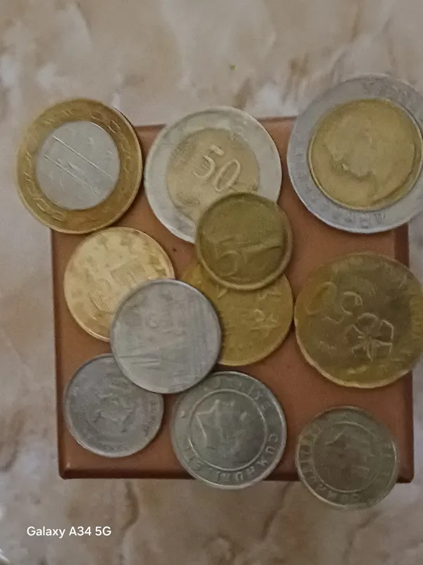 مقداری سکه واسکناس کلسیونی