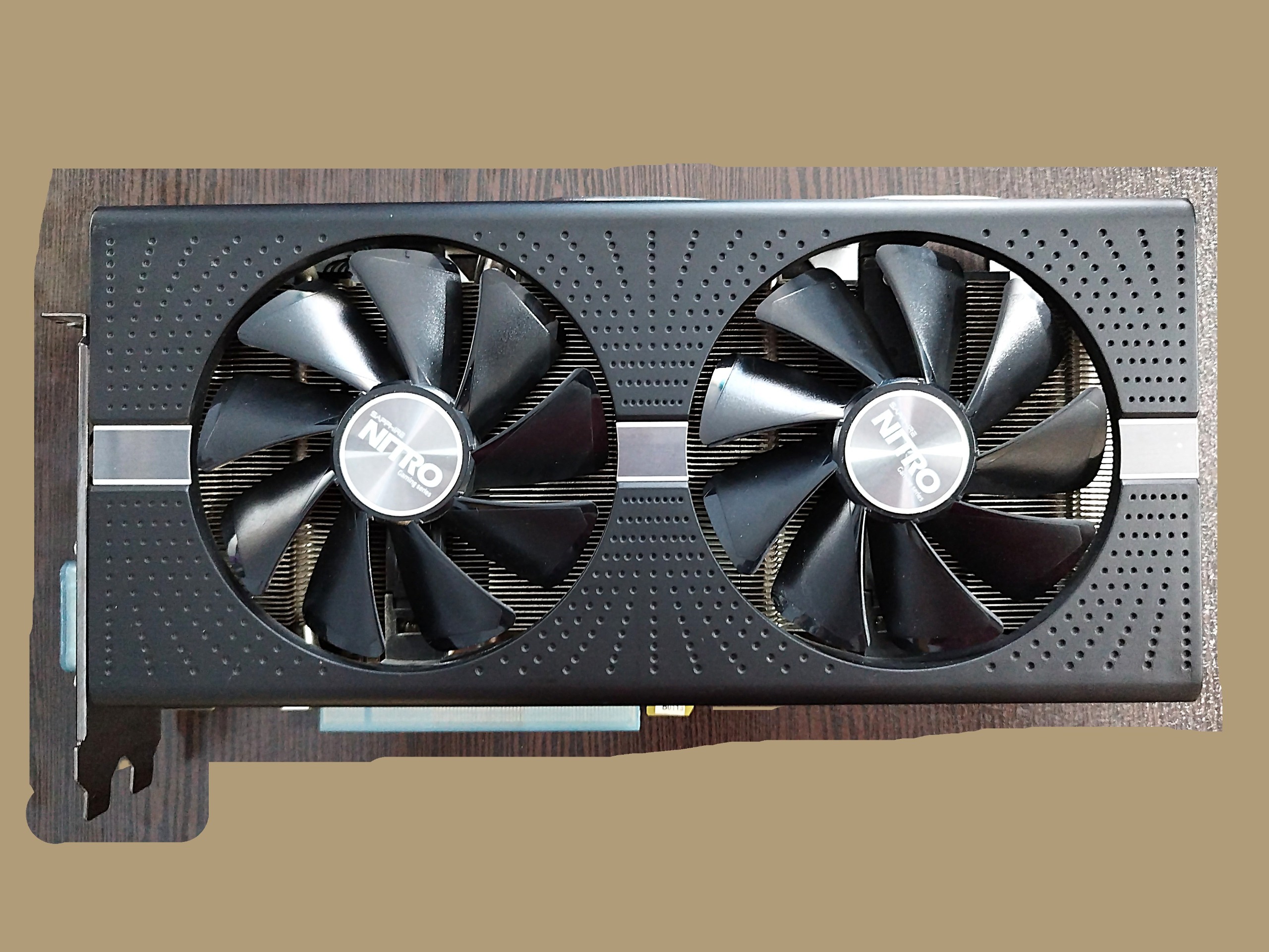 SAPPHIRE RX 580 Nitro Plus