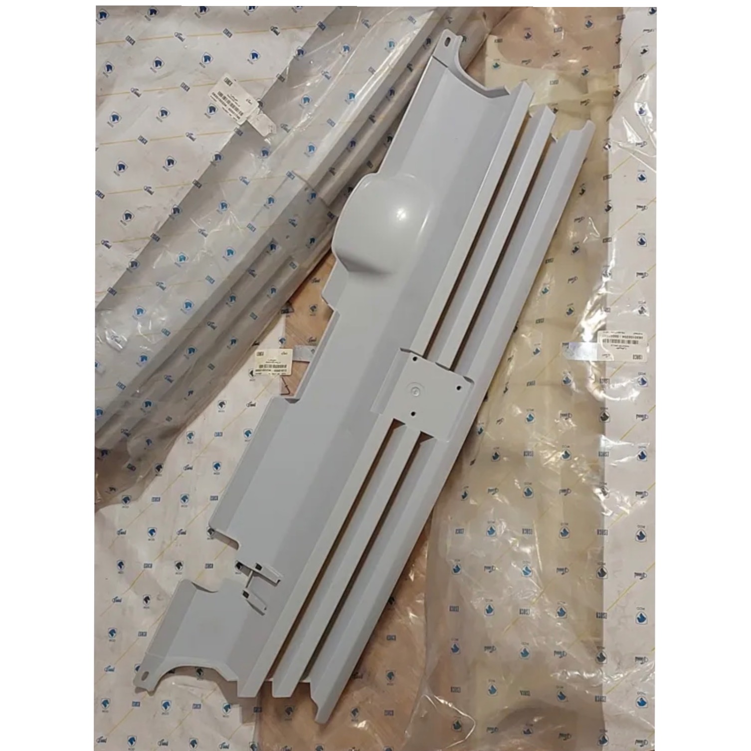 جلوپنجره پژو 405 اورجینال اصلی ایساکو قدیم