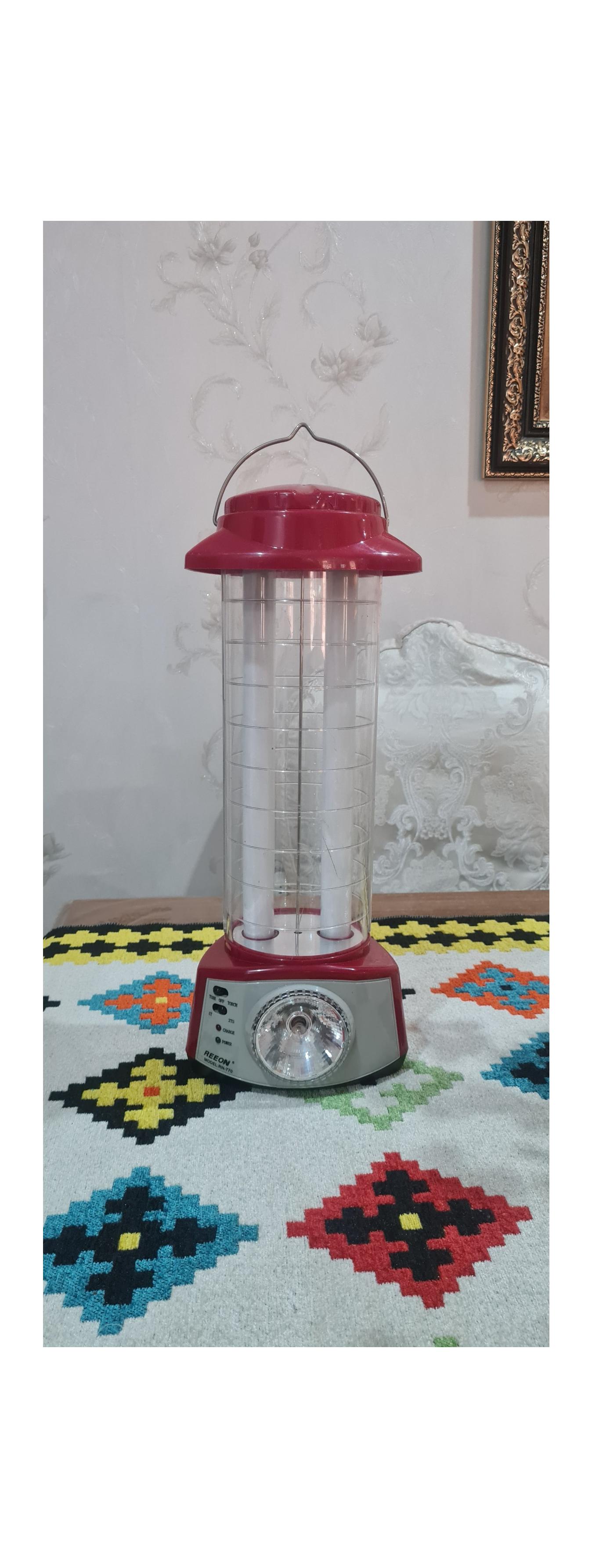 چراغ اضطراری مطابق توضیحات