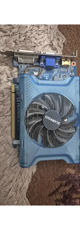 گرافیک Gigabyte GT220