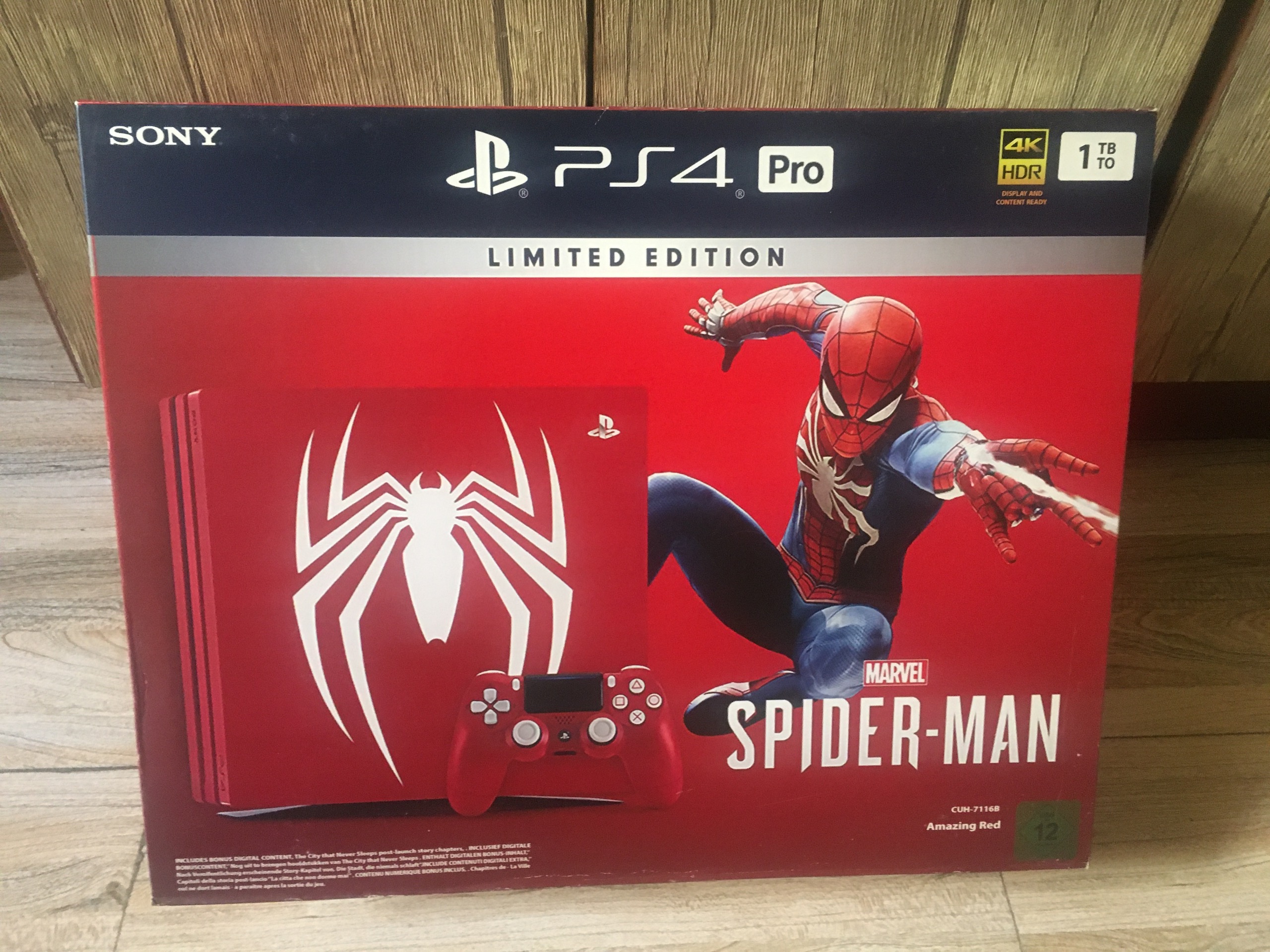 PS4 Pro Bundle Spiderman