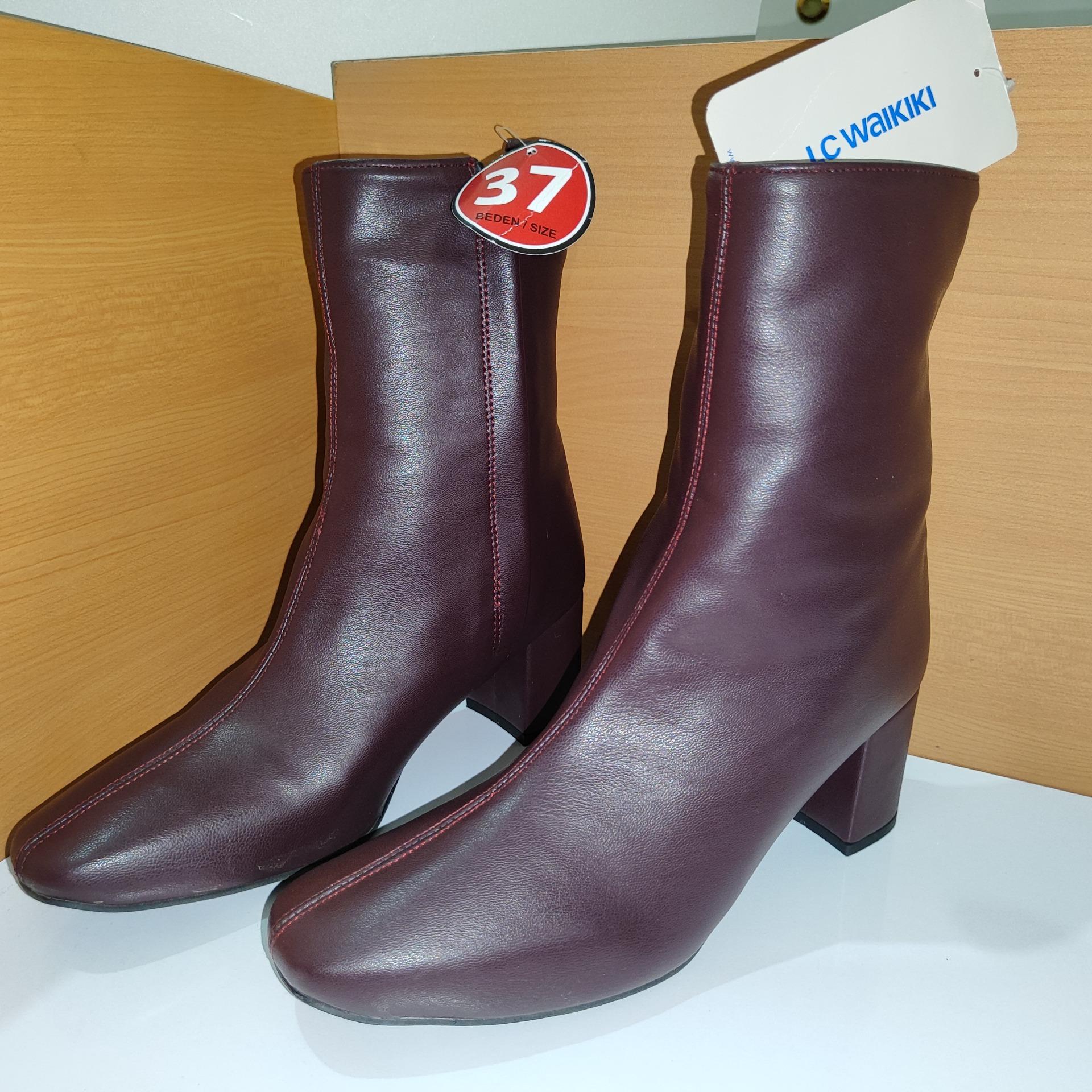 بوت زنانه ال سی وایکیکی اصل مدل w13763z8
