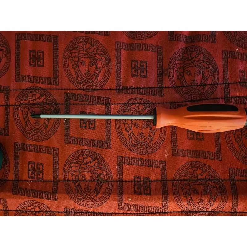 پیچ گوشتی 4سو