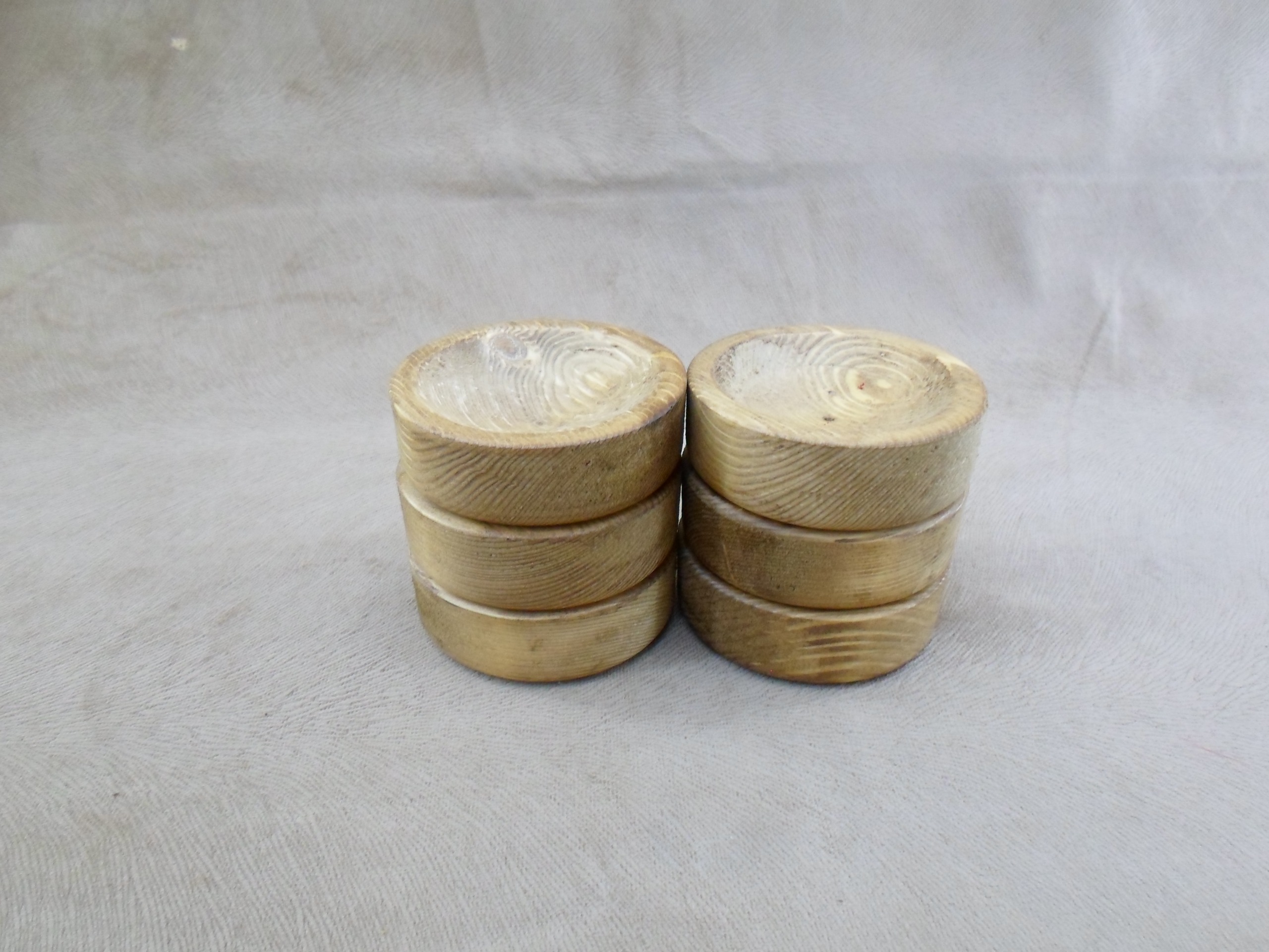 پیاله چوبی قطر 8 . (دست 6عددی)