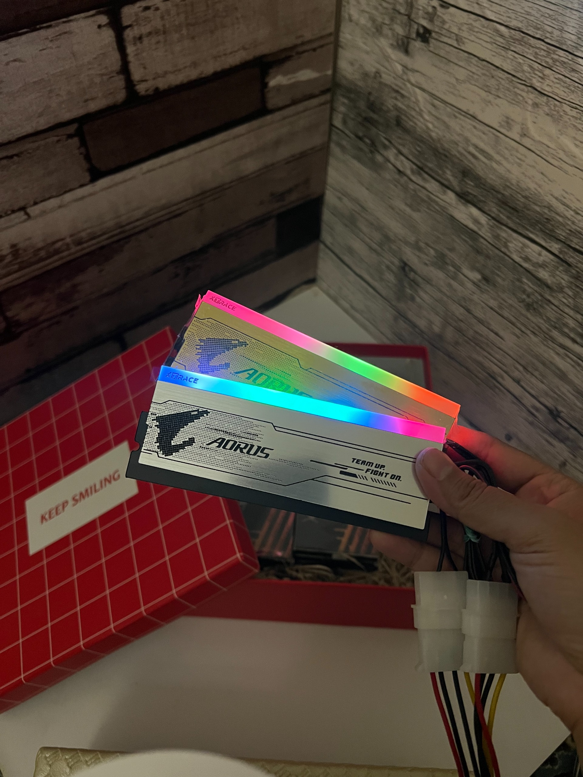 کاور رم کامپیوترAorus RGB 2025طلایی (پک دوعددی)