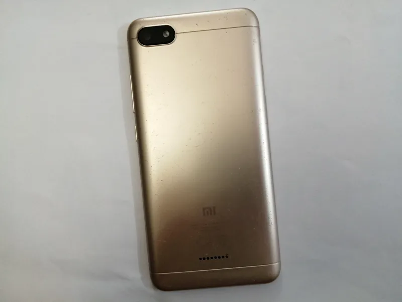 درب پشت روکار redmi 6a