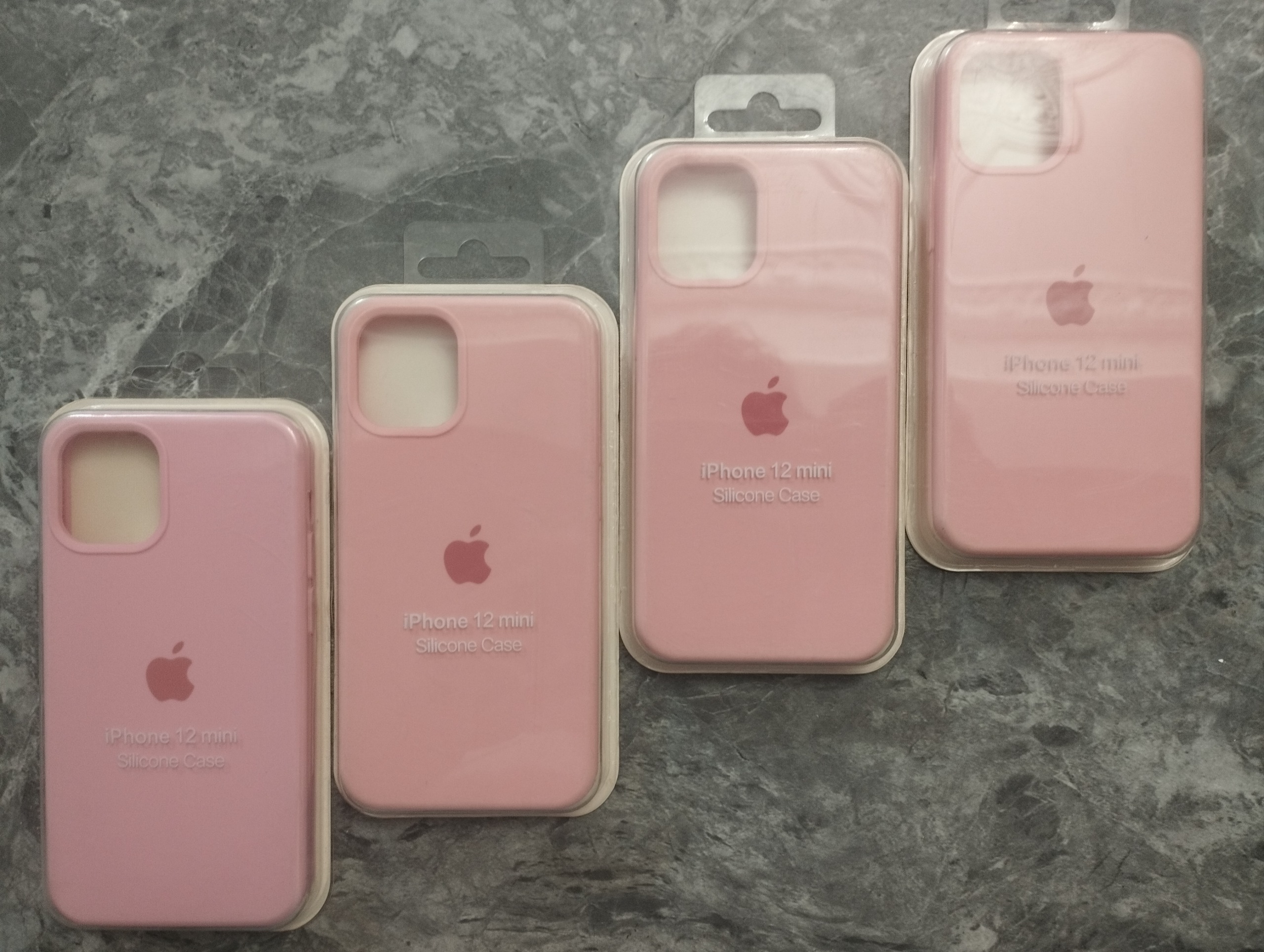 قاب سیلیکونی اورجینال iphone 12 mini/13 mini