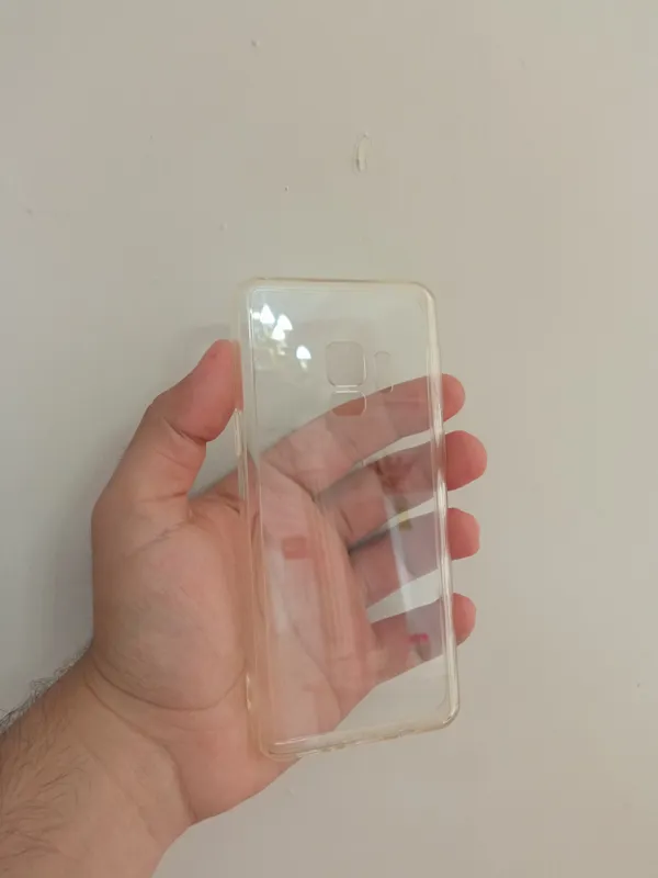 گارد شیشه ای مناسب برای s9plus همراه توضیحات