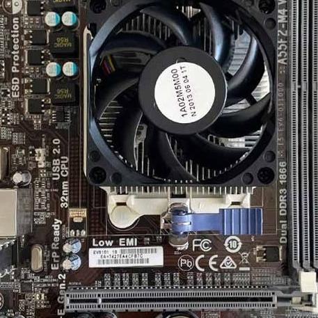 باندل ECS E A55F2-M4  AMD A4 4000 بافن