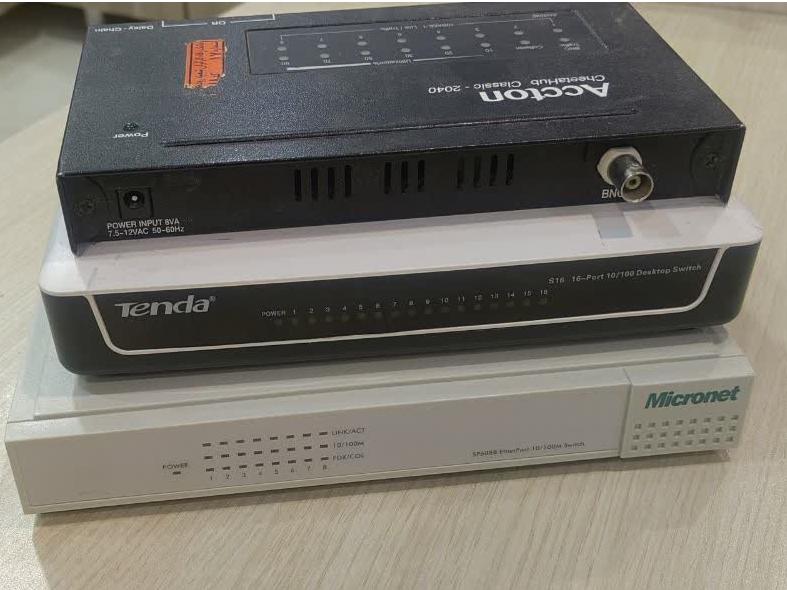 سه عدد سوییچ شبکه تست نشده