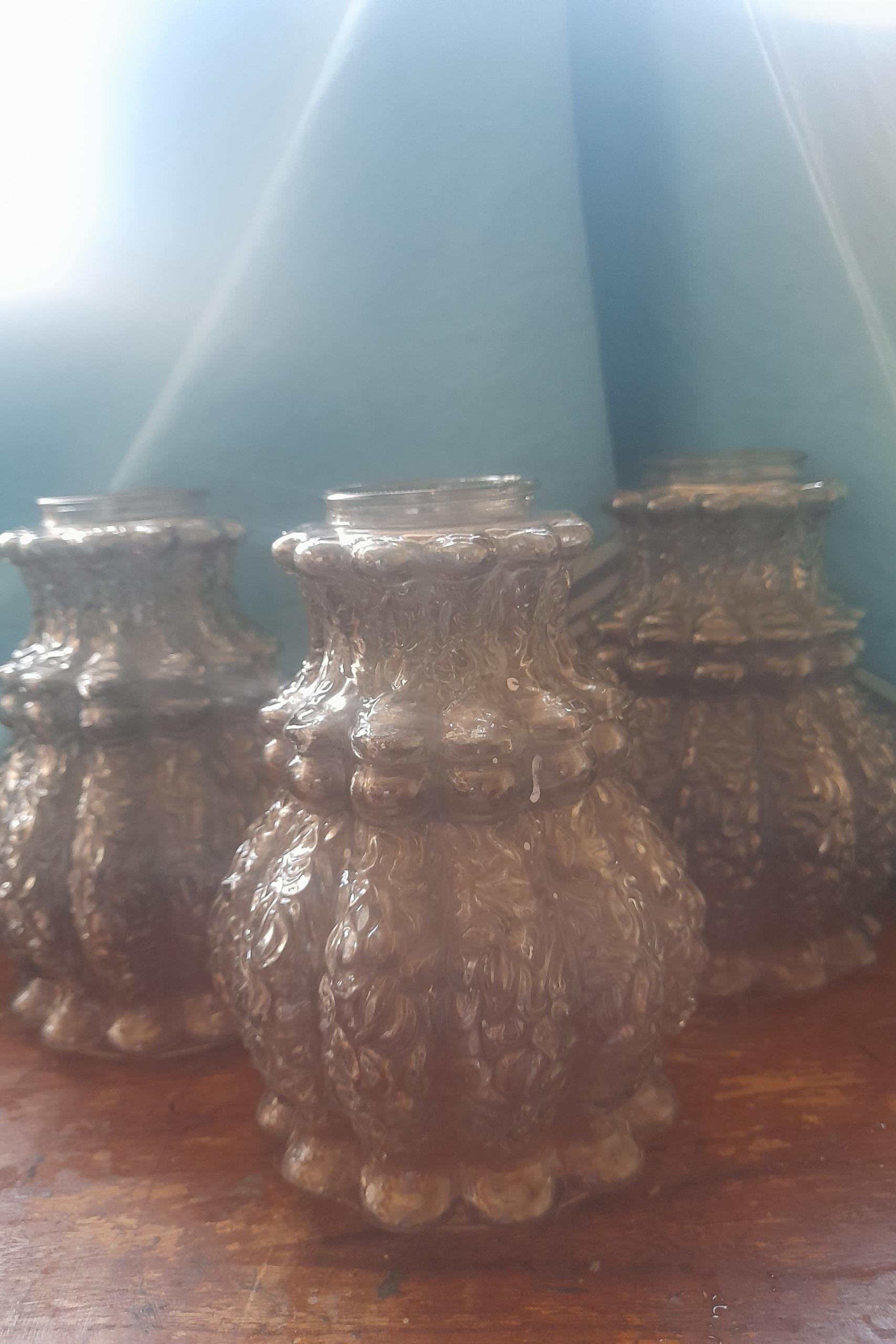 سه تا حباب لوستر قدیمی
