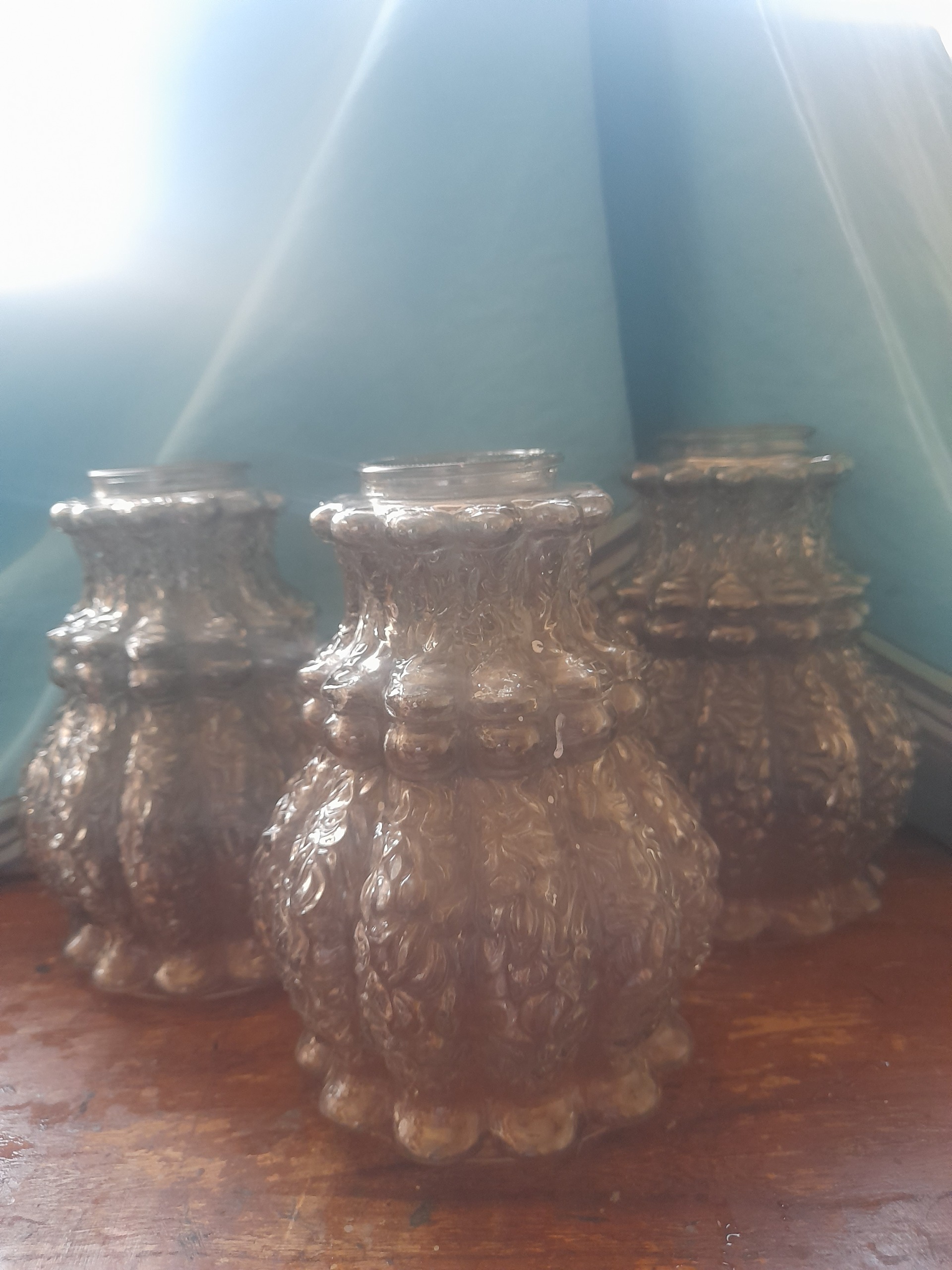 سه تا حباب لوستر قدیمی