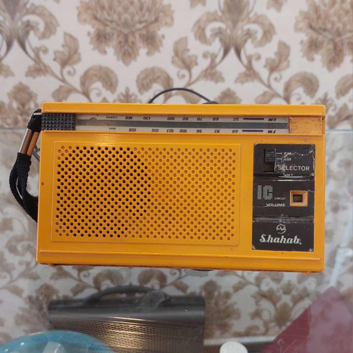 رادیو دو موج شهاب همراه با آداپتور