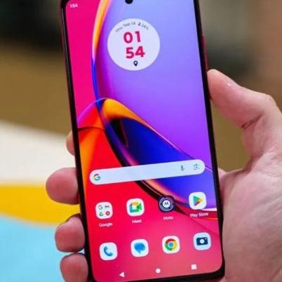 موتورولا G84 5g...حافظه 256 و رم 12