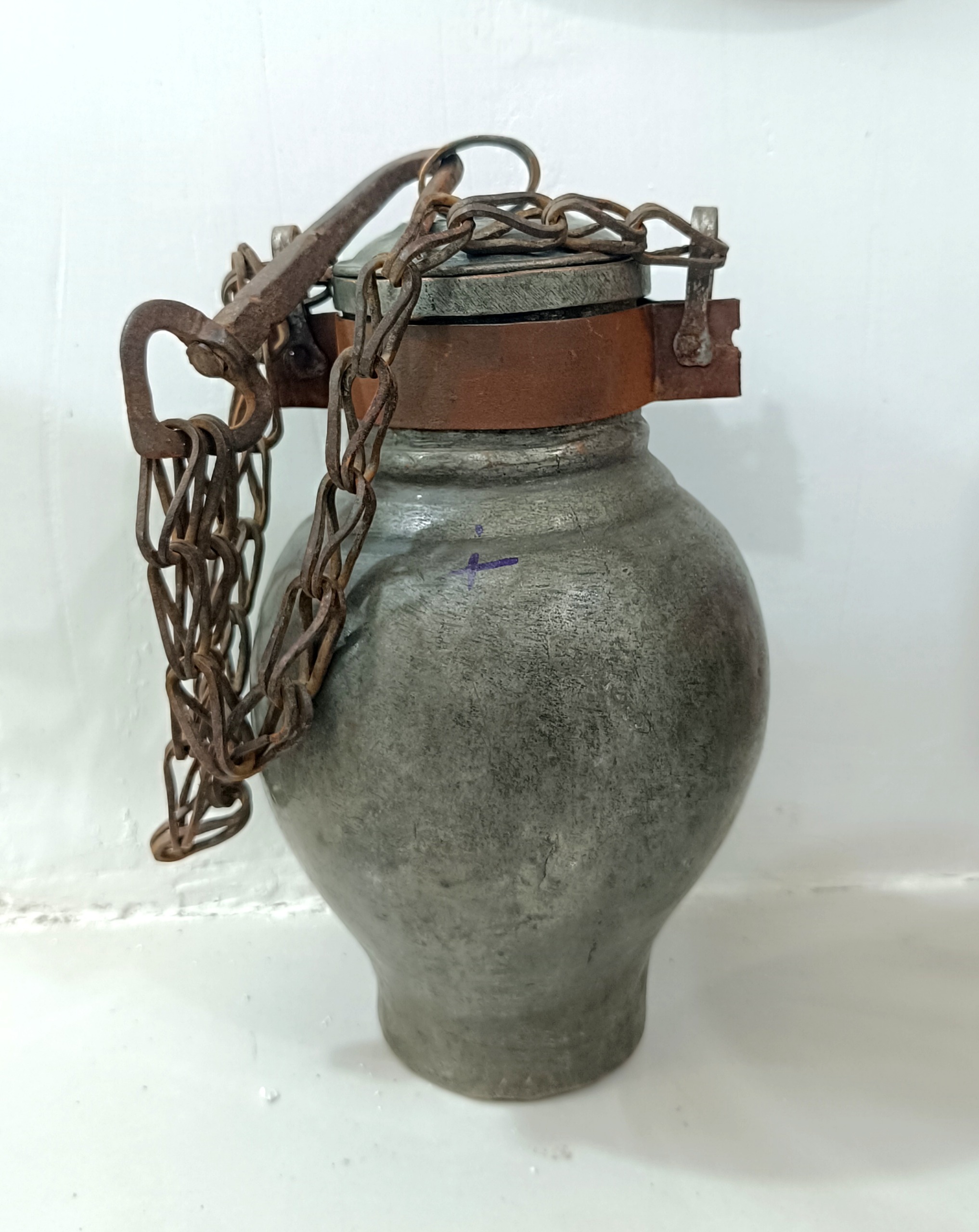 دبه روغندان مس