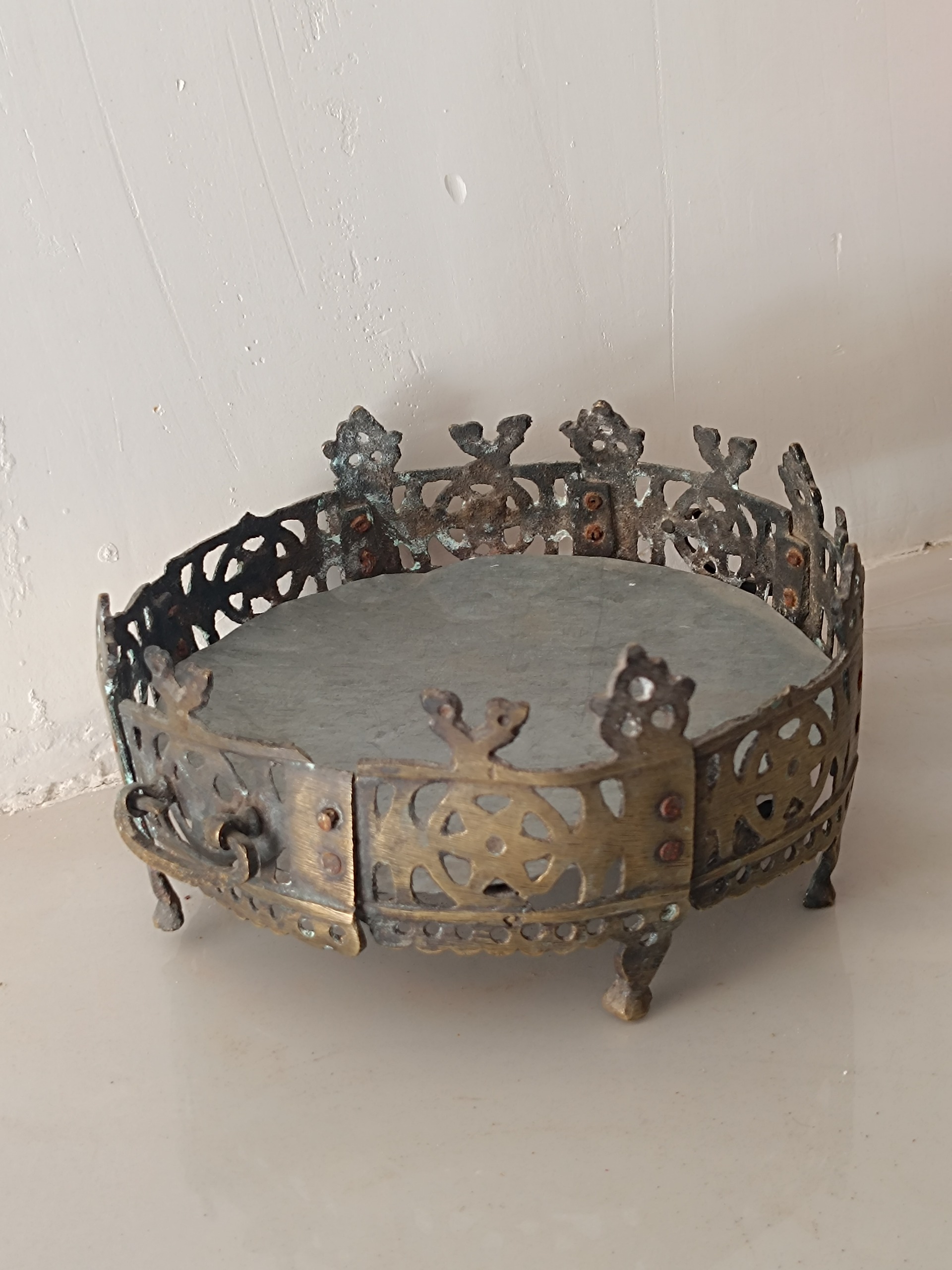 منقل برنجی قدیمی