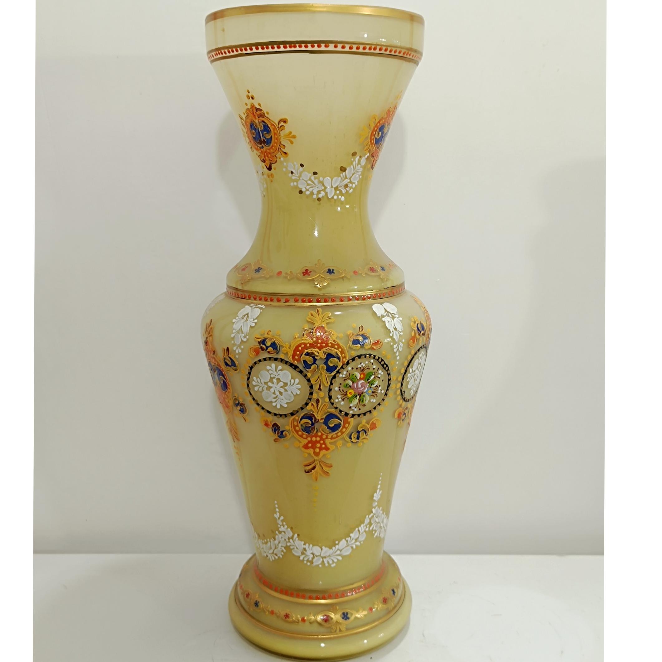 گلدان بزرگ دو پوست