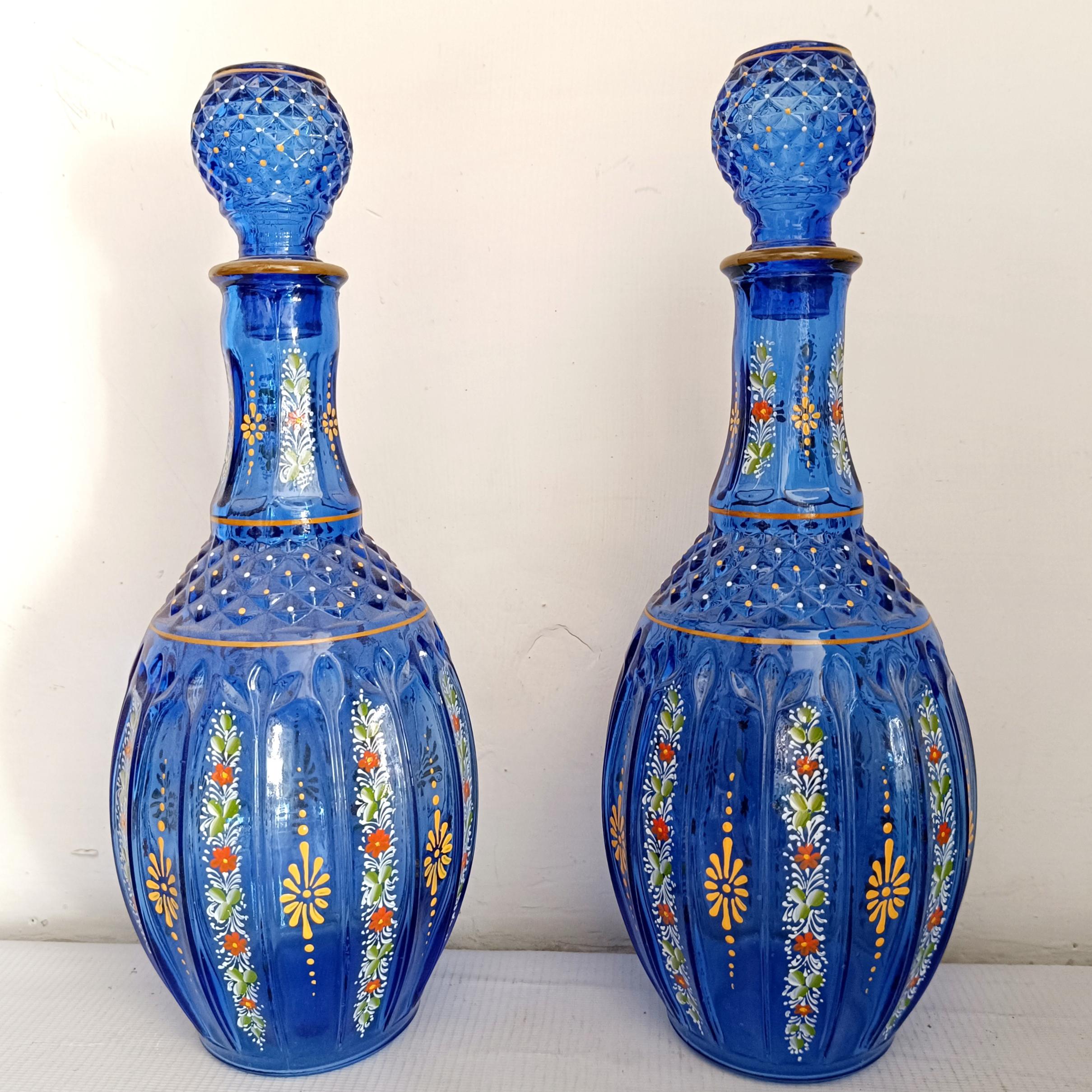 جفت تنگ آبی نقاشی