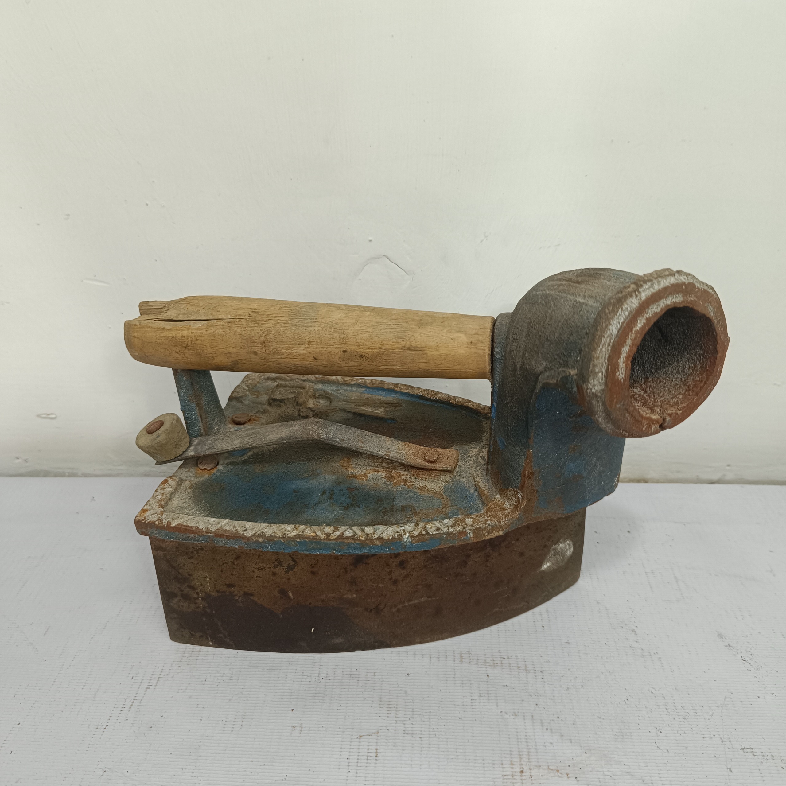 اتو ذغالی شیپوری