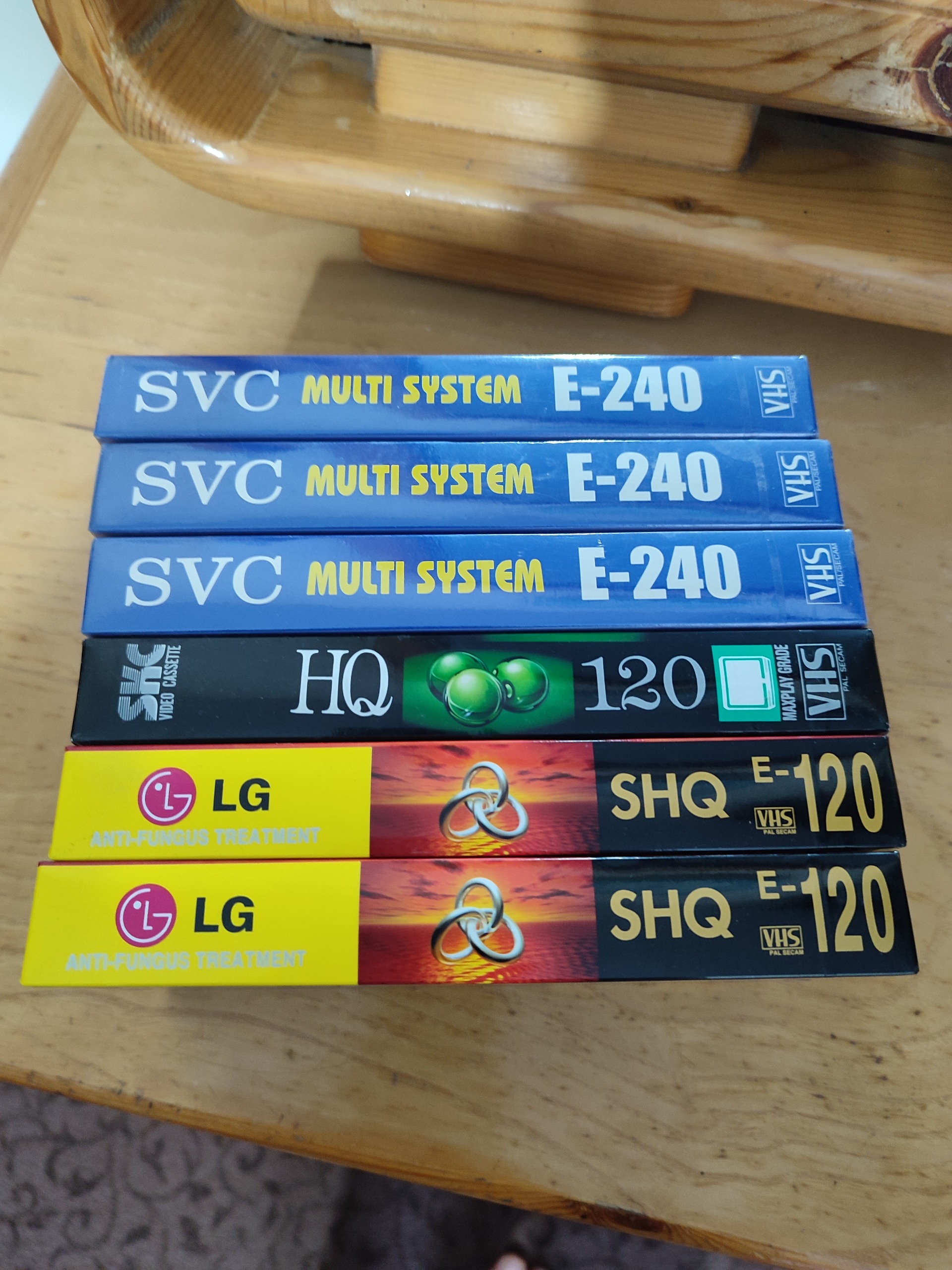 6عدد نوارخام آکبند VHS مطابق عکس