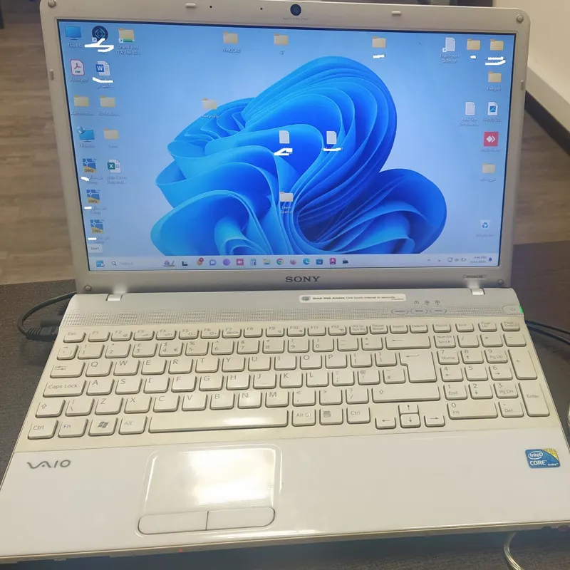 لپ تاپ سونی SONY VAIO VPCEB4J0E در حد نو