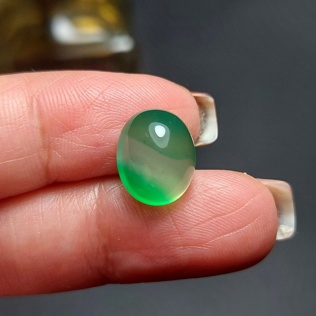 نگین سنگ عقیق سبز معدنی m1006