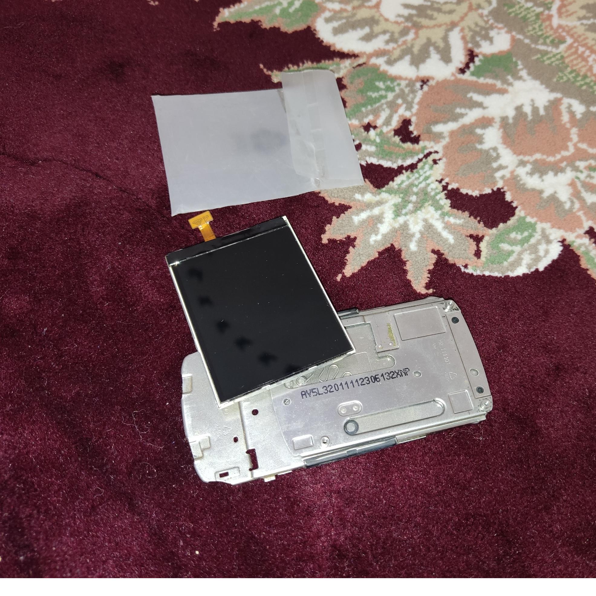 ال سی دی نوکیا c2-03