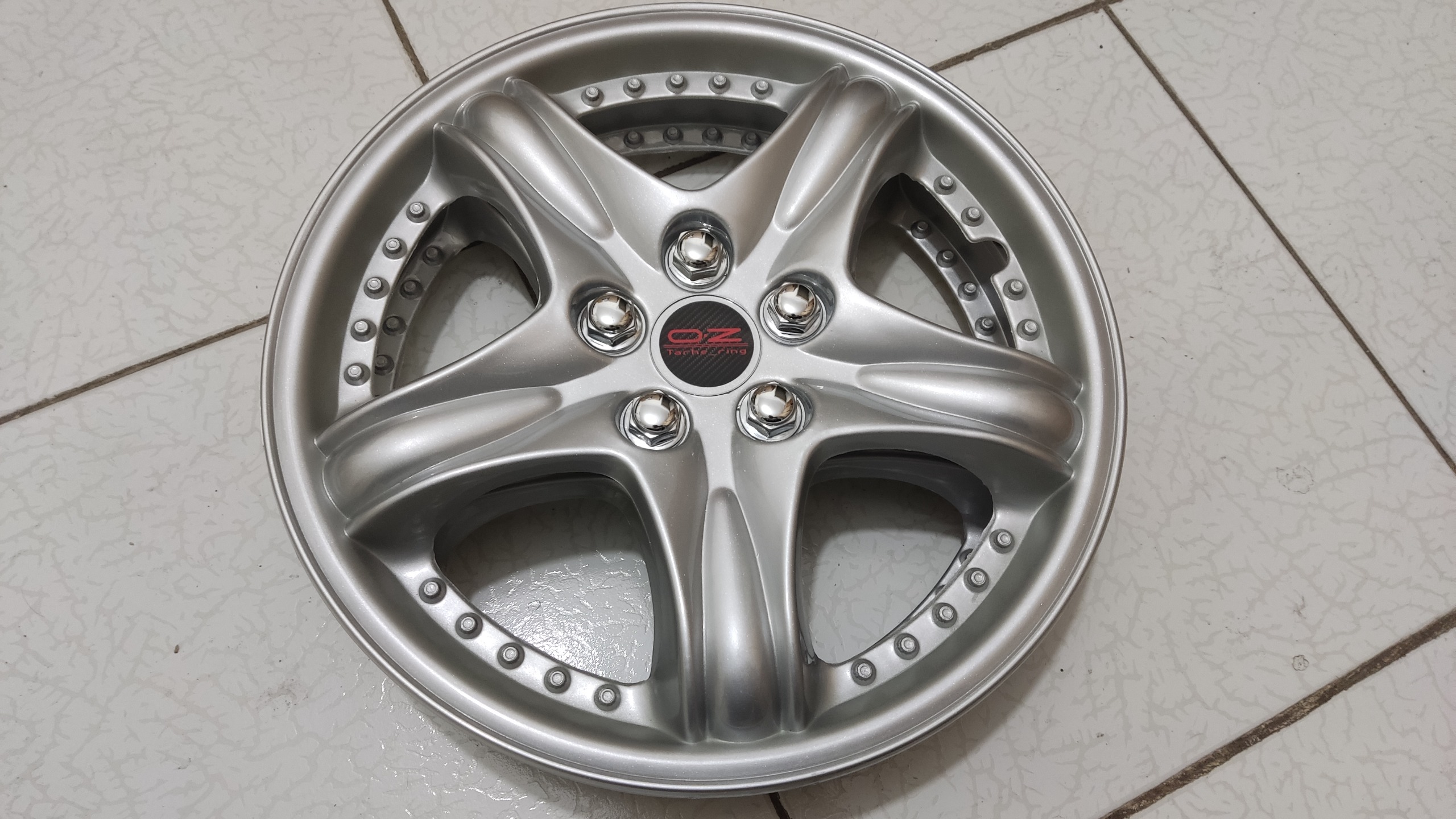 قالپاق اسپرت سهند اطلس سایز رینگ لاستیک 14