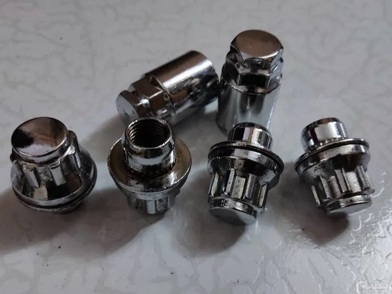 قفل رینگ لاستیک چرخ ماشین هاوال h6 m4 h9 h2