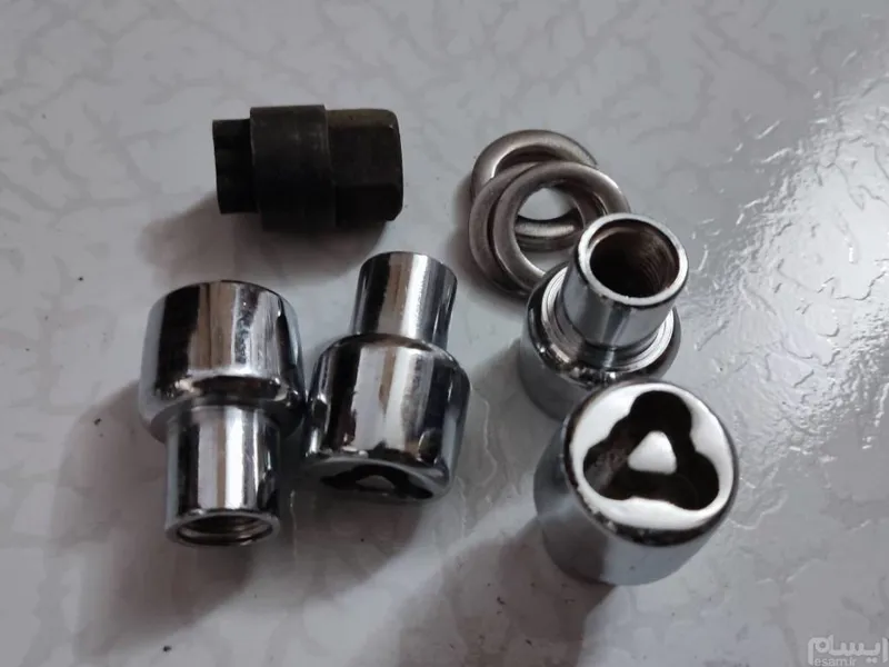 قفل رینگ لاستیک ماشین جیپ jeep صحرا آهو
