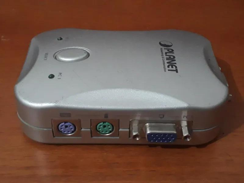 سوئیچ KVM _ Plaet / توضیحات دارد