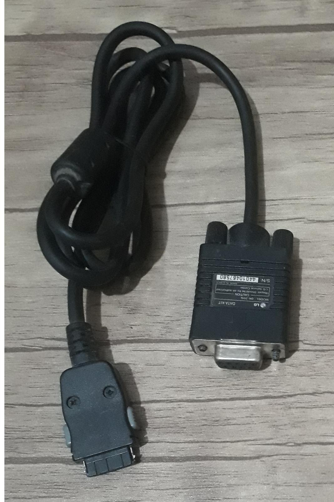 کابل دیتای موبایل LG قدیمی