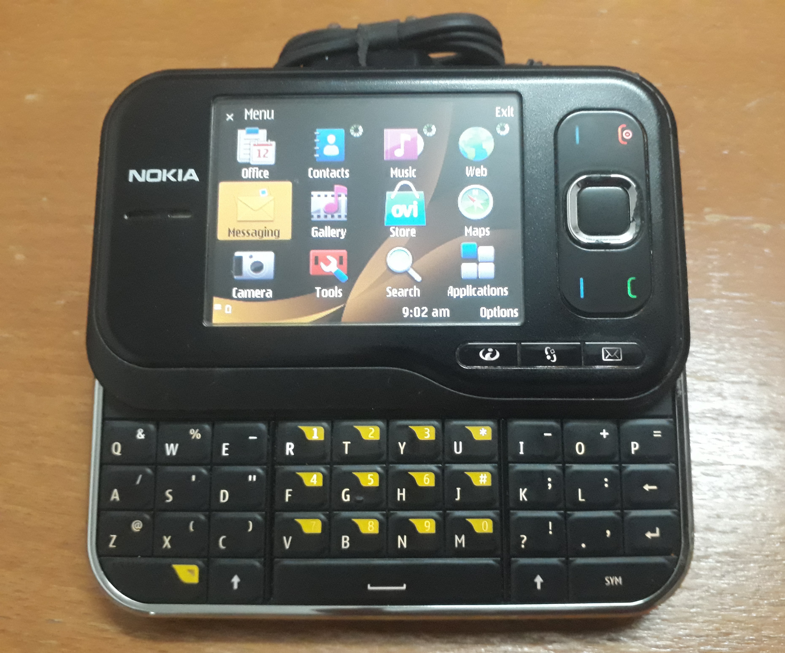 گوشی نوکیا 6760s اسلاید