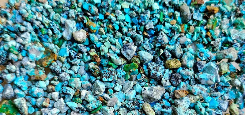 48 گرم خورده فیروزه